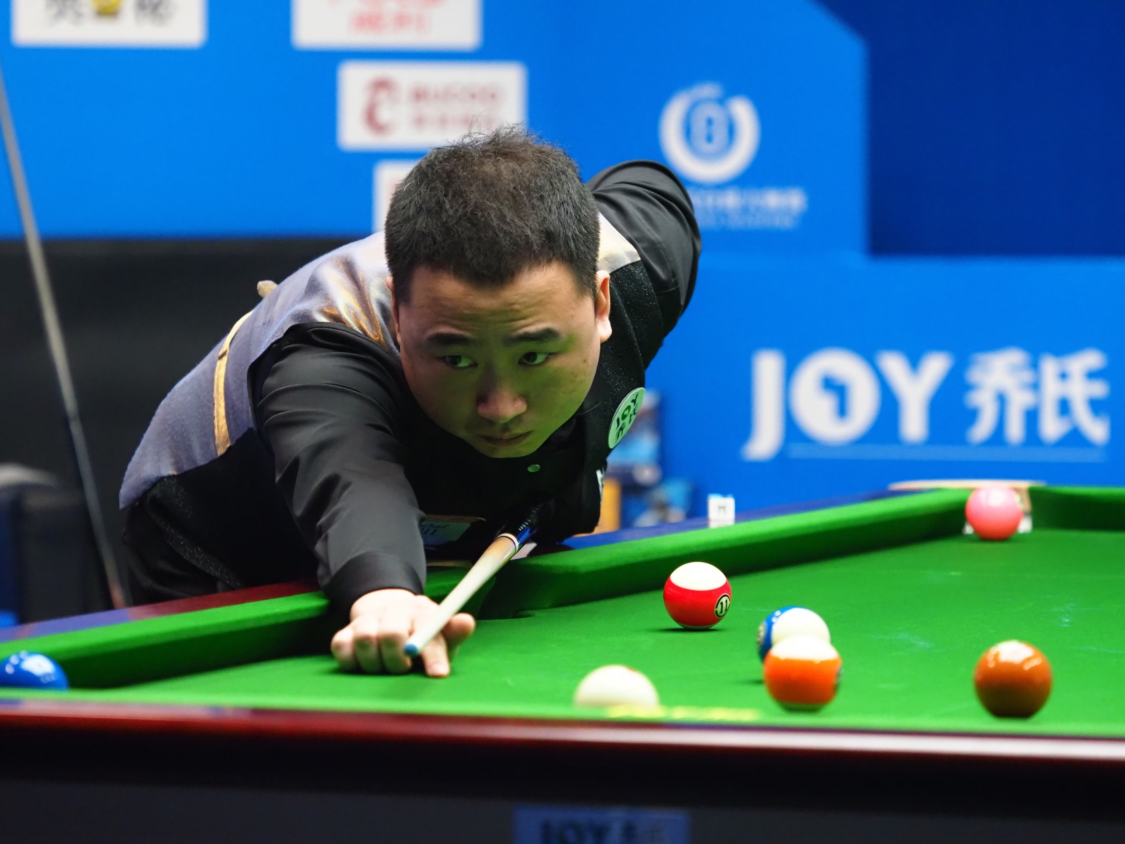 形中让她们 形中让她们