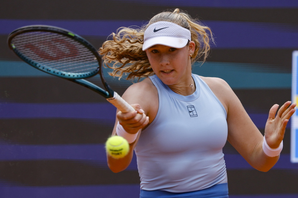 场的球员一 场的球员一